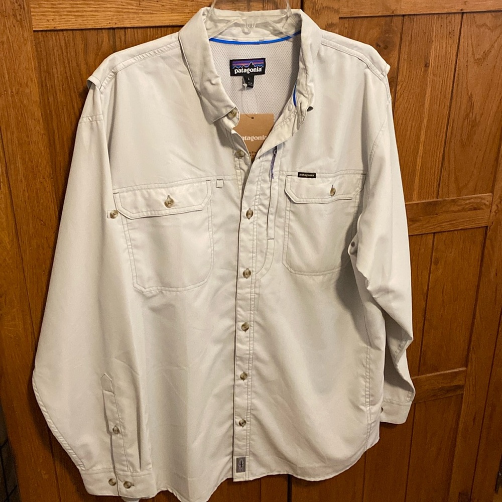 💙NWT PATAGONIA Men’s Shirt L